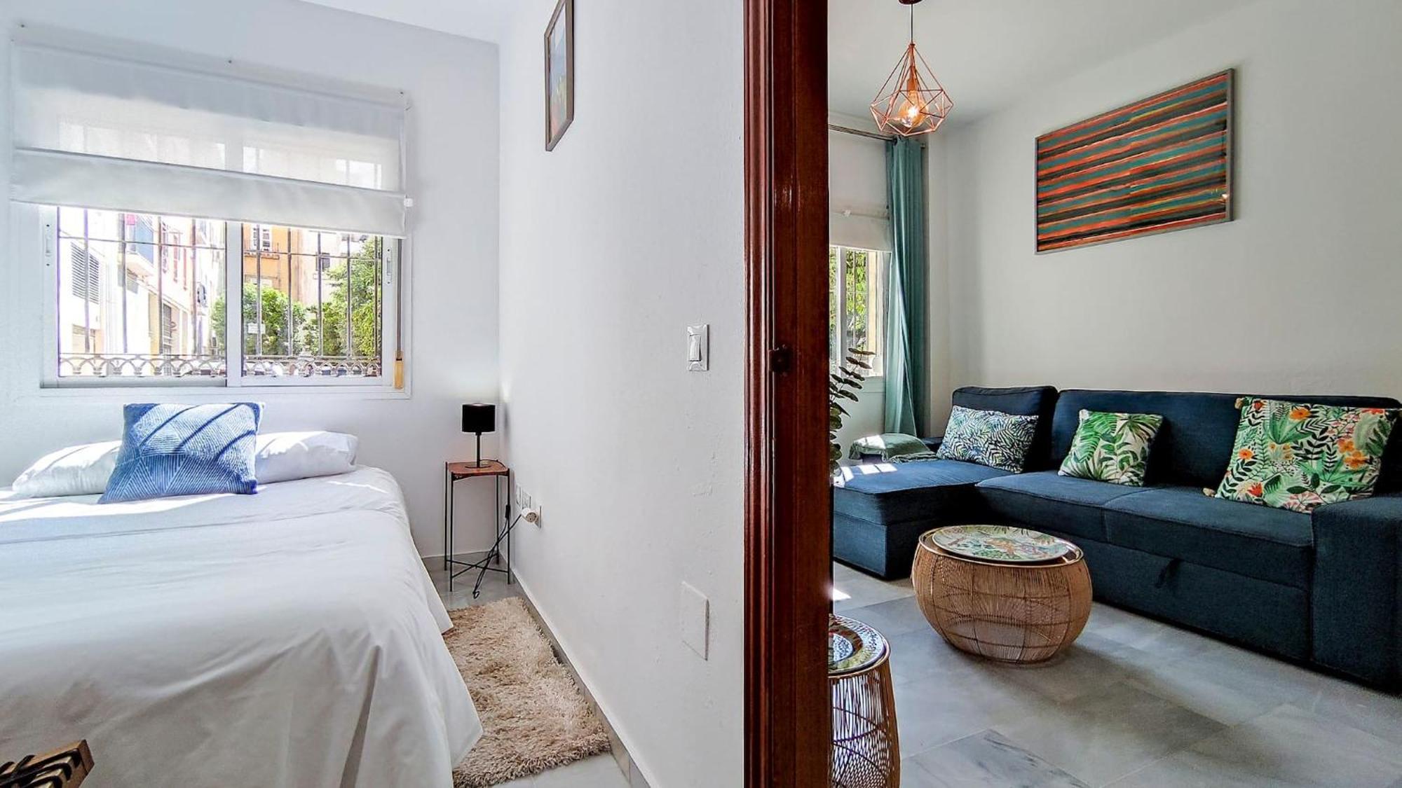 Apartamento Plaza De Cristos Con Jardin By Sharingco *
