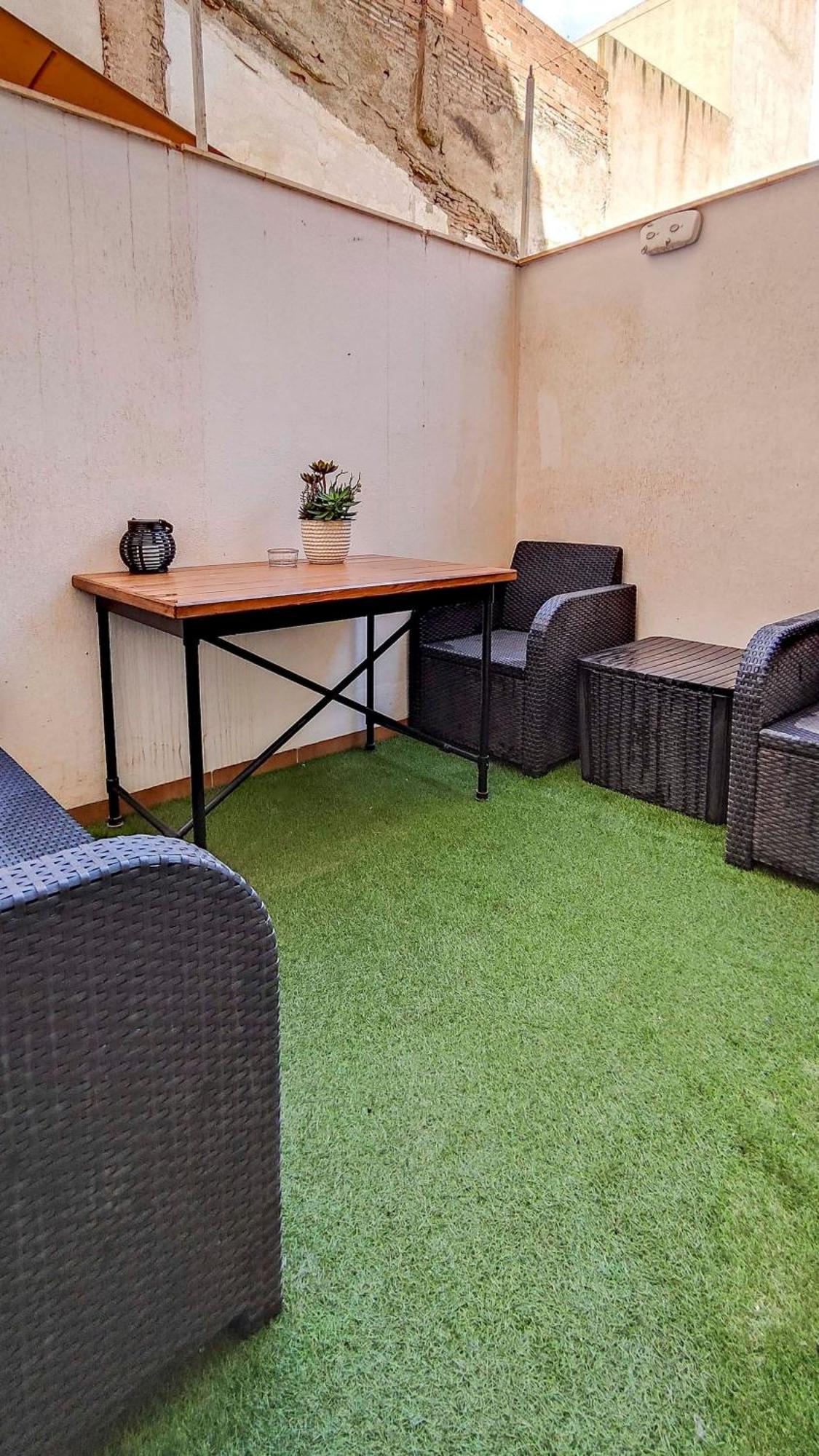 Apartamento Plaza De Cristos Con Jardin By Sharingco