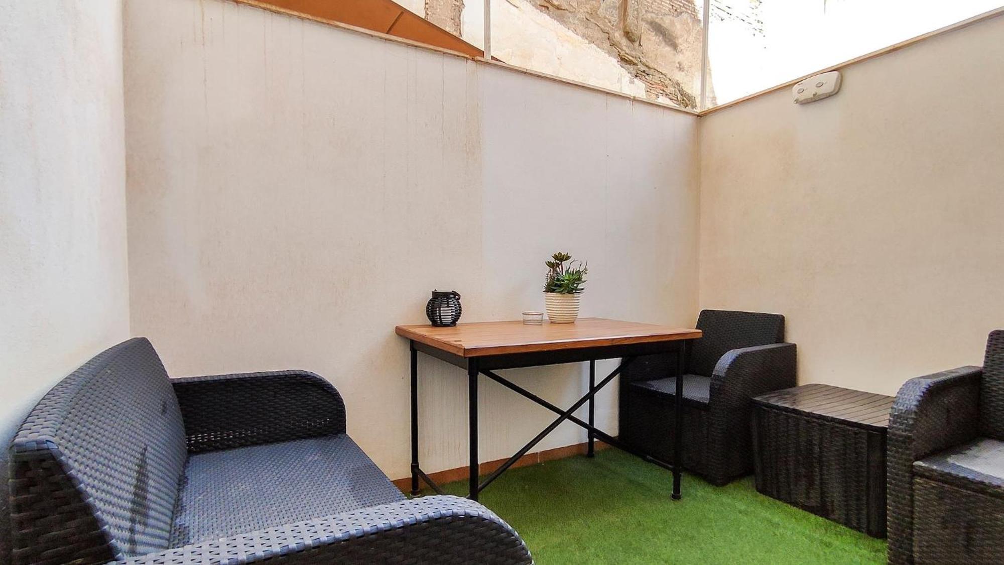 Apartament Plaza De Cristos Con Jardin By Sharingco *
