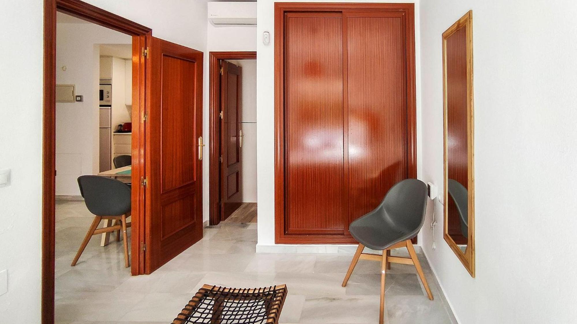 Apartament Plaza De Cristos Con Jardin By Sharingco *
