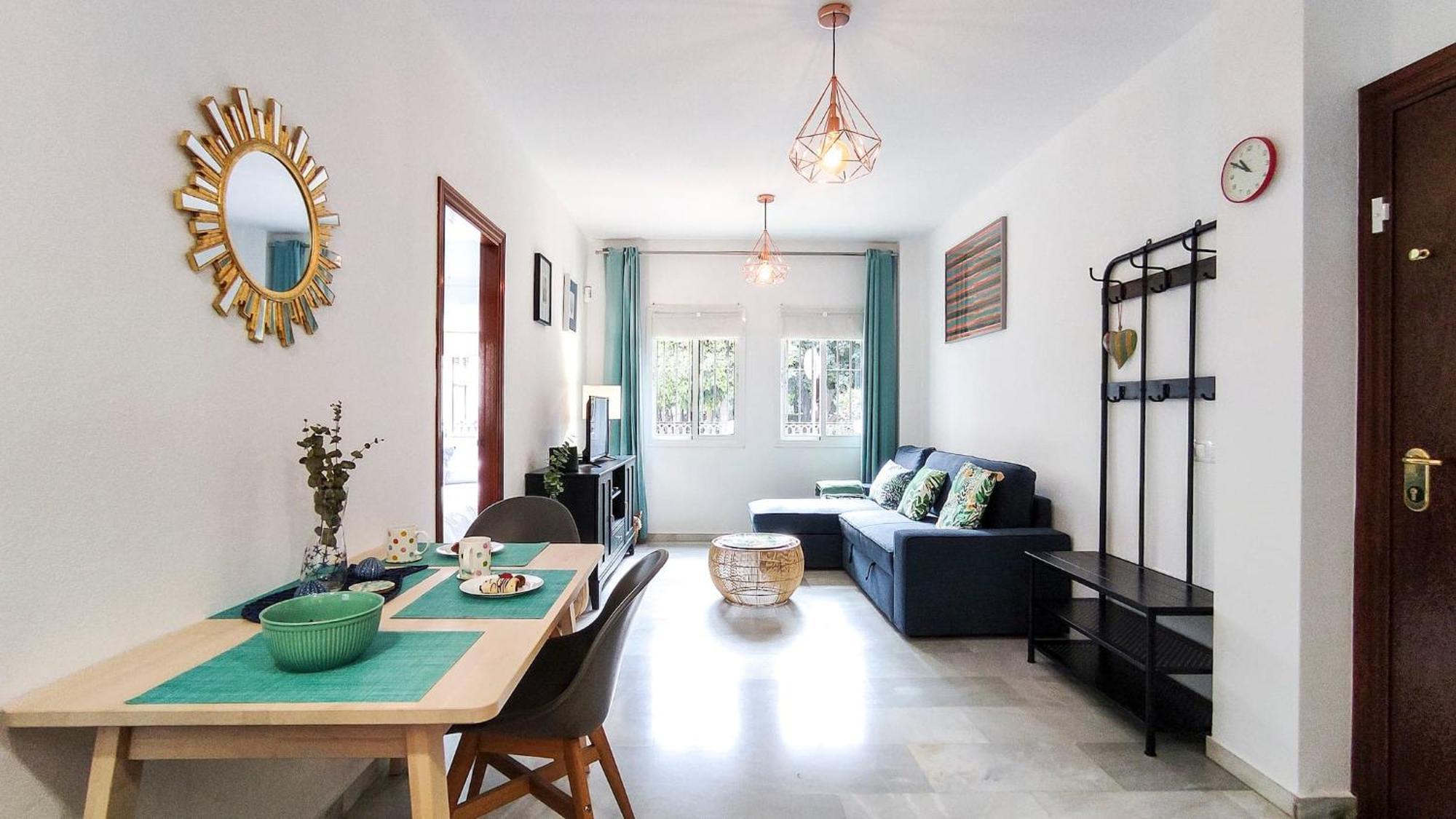 Apartament Plaza De Cristos Con Jardin By Sharingco